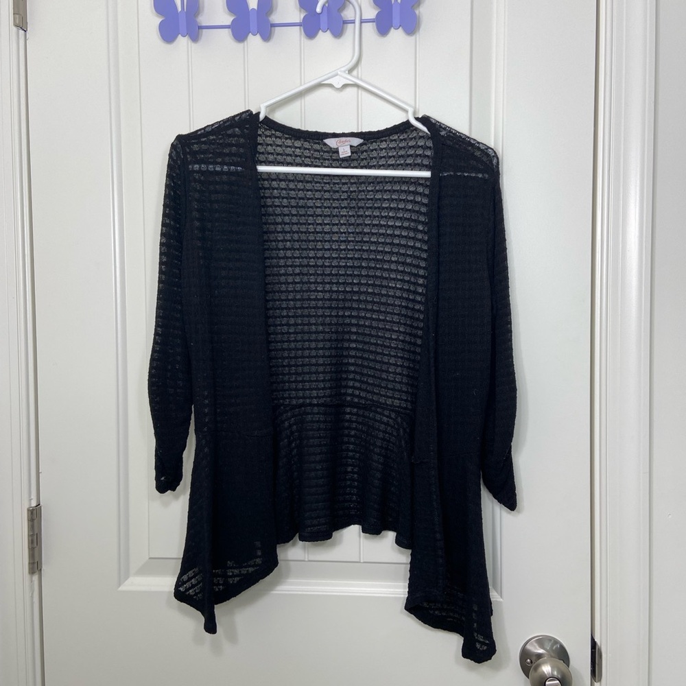 EUC Candie’s girl’s black thin ruched crop sleeve ruffle‎ hem cardigan sweater L